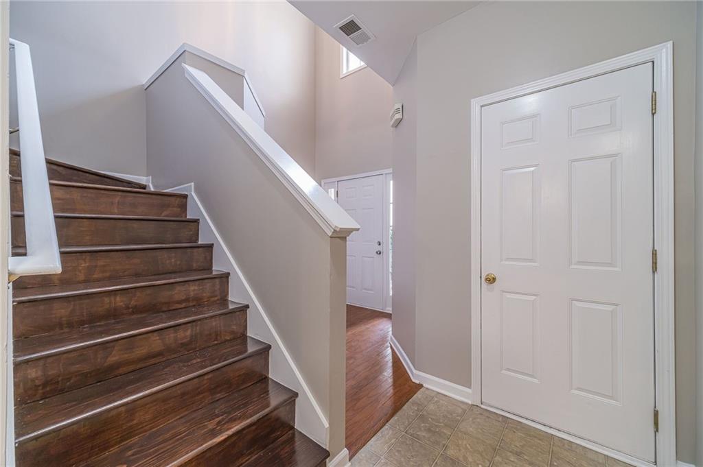 1191 Primrose View Circle Property Photo 8