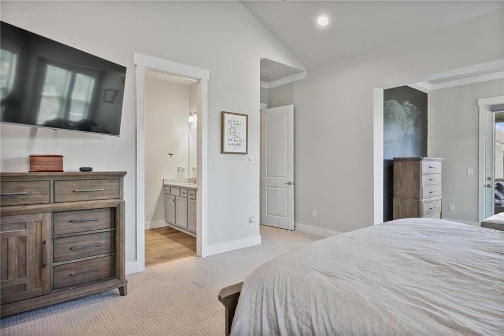 322 Woodridge Pass Property Photo 14