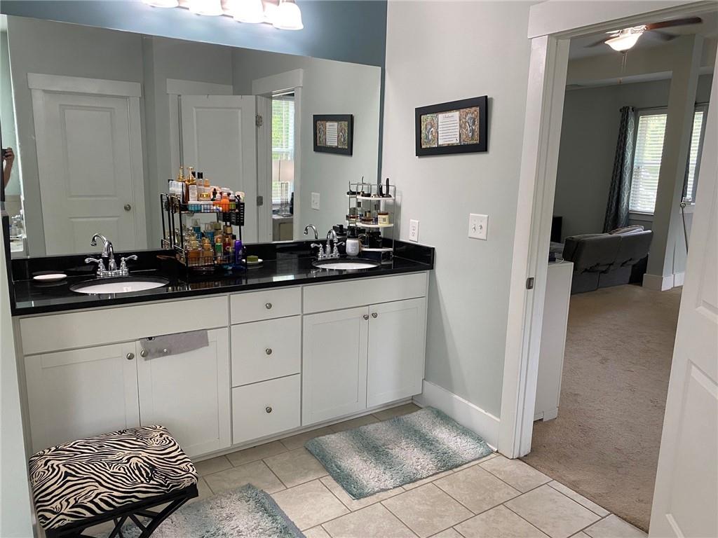 202 Oakleigh Pointe Drive Property Photo 20