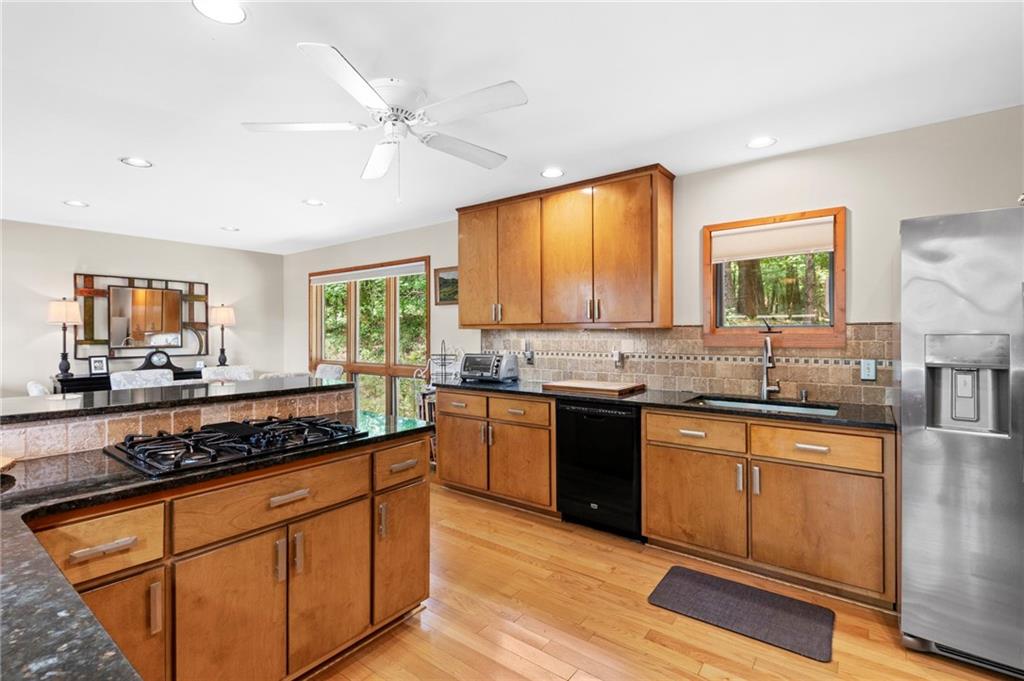 144 Indian Beach Trail Property Photo 14