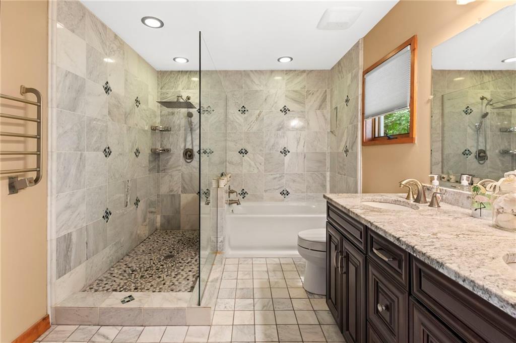 144 Indian Beach Trail Property Photo 23