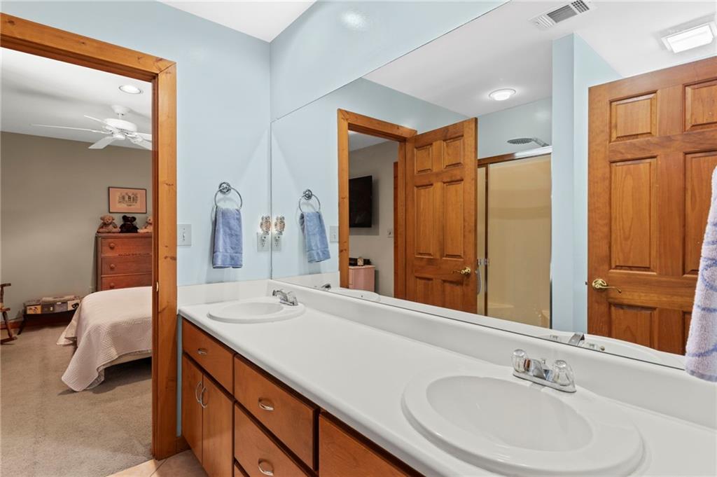 144 Indian Beach Trail Property Photo 33