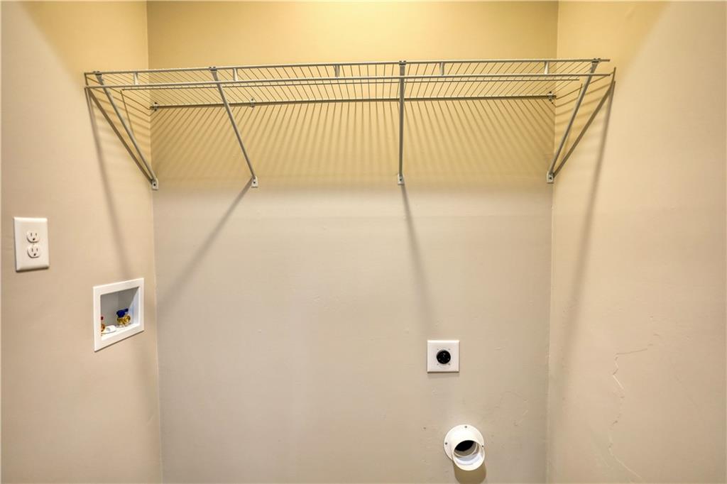 4205 Aberdeen Pass Property Photo 9