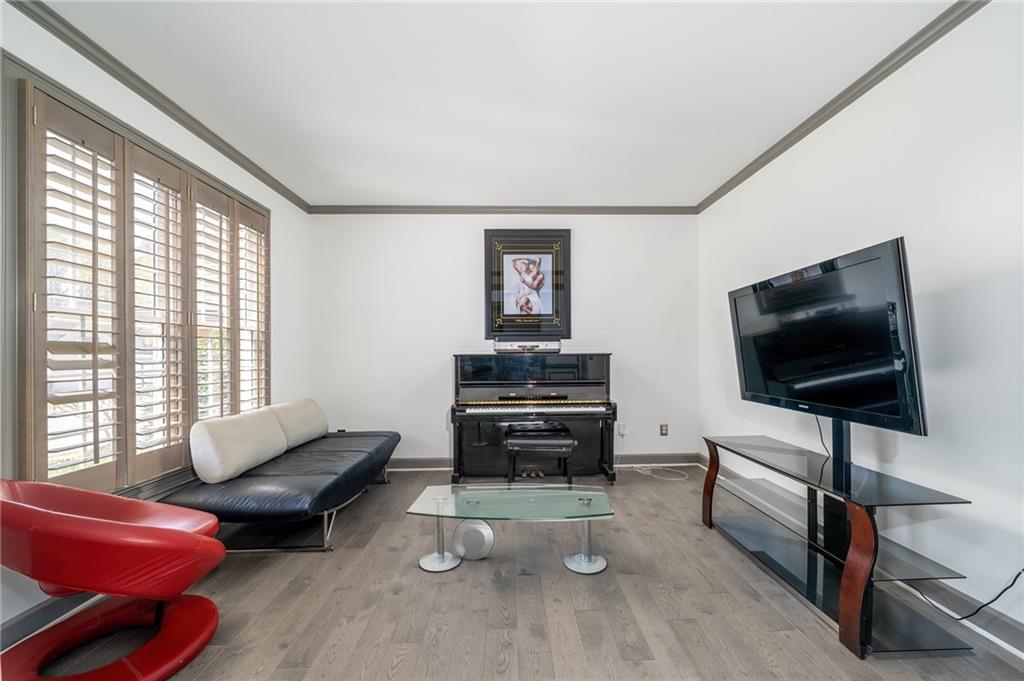 12553 Kensington Boulevard Property Photo 5