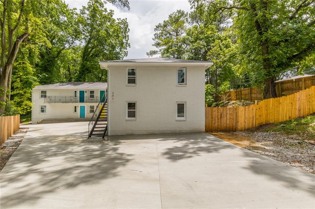 297 Burbank Drive Nw Property Photo 1