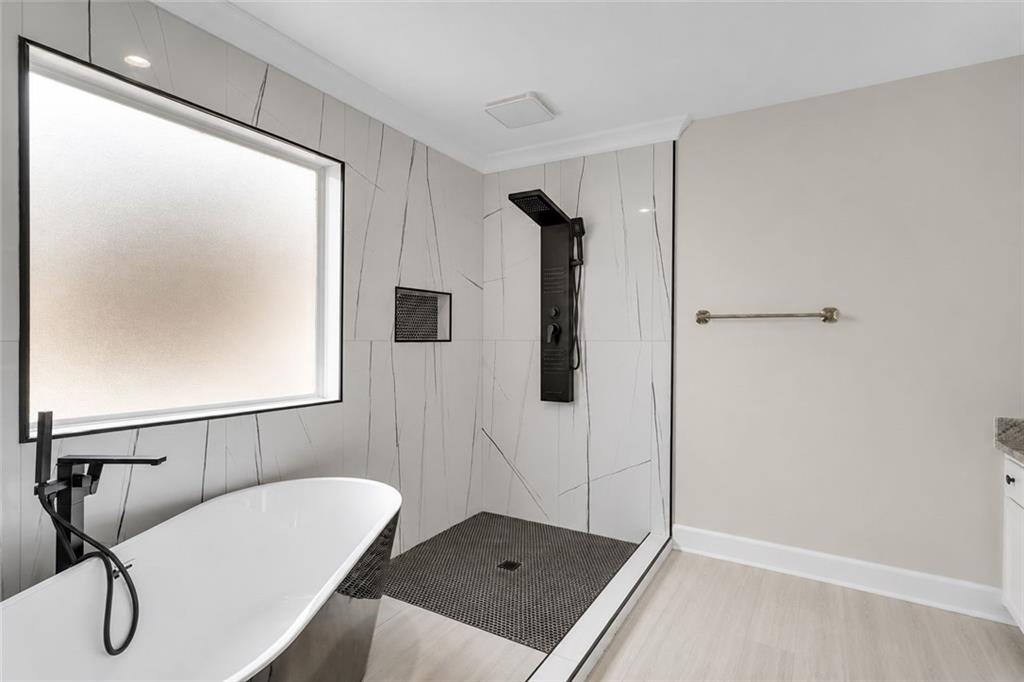 4439 Flat Stone Drive Property Photo 19