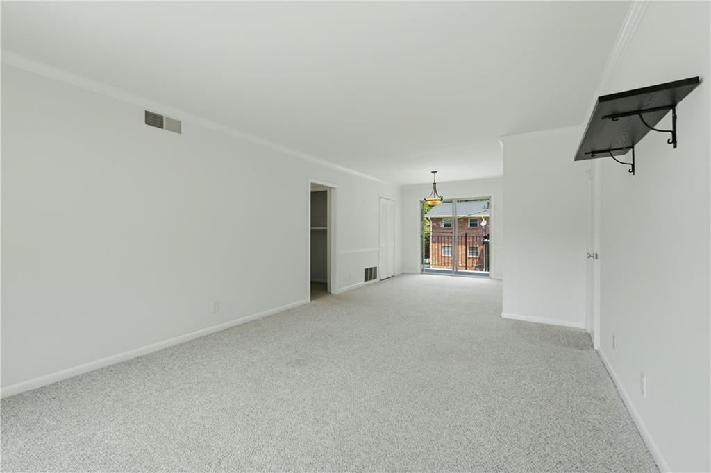 510 Coventry Road Unit 3c Property Photo 4