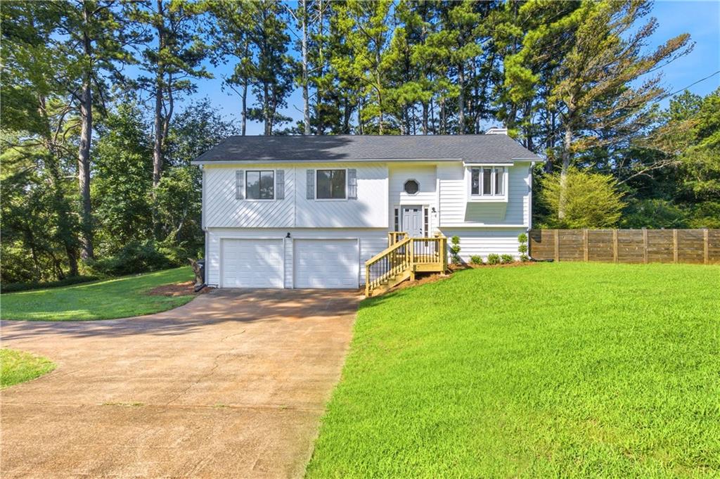 1290 Shallowford Road Property Photo 1