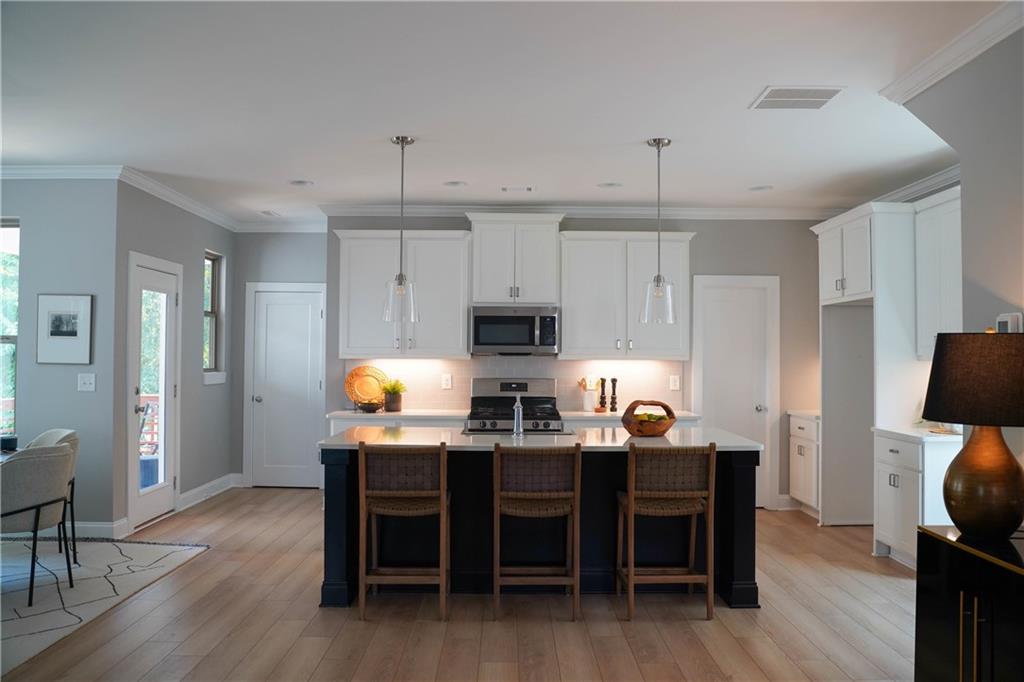 5313 Hearthstone Street Property Photo 10