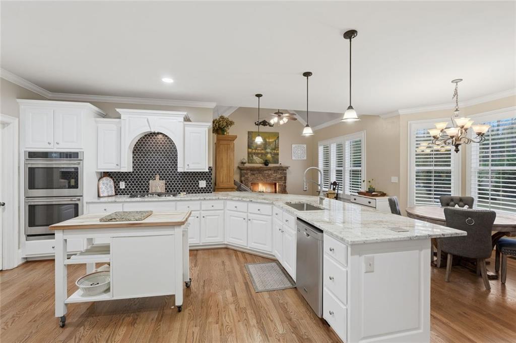 3010 Corsair Curve Property Photo 13