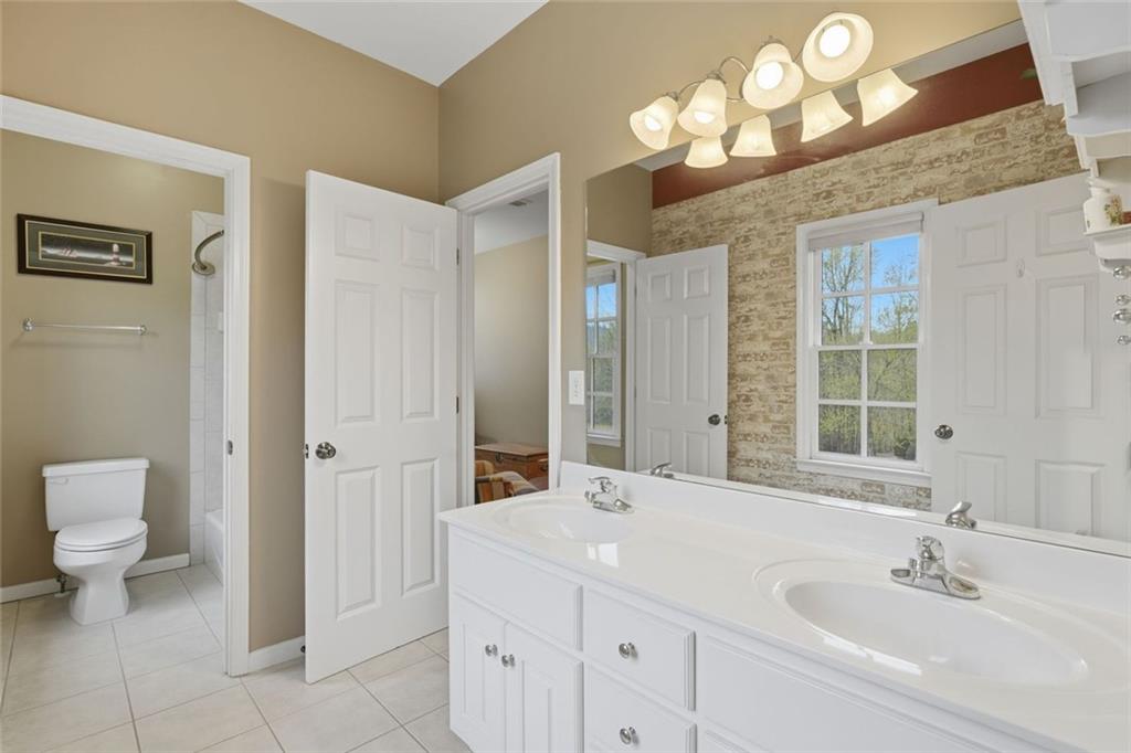 3010 Corsair Curve Property Photo 36