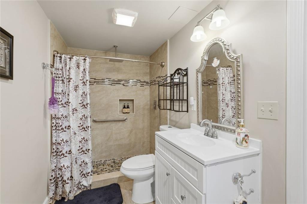 3010 Corsair Curve Property Photo 45