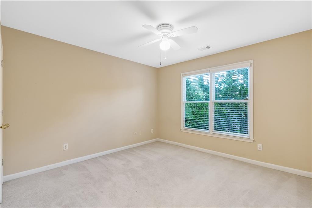4310 Canterbury Walk Drive Property Photo 13