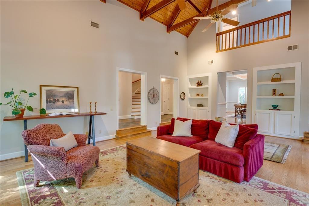 50 Serendipity Way Property Photo 5