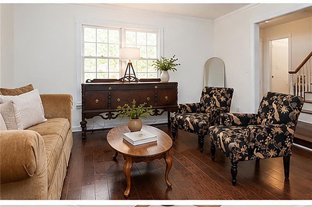 1470 Leafmore Place Property Photo 3
