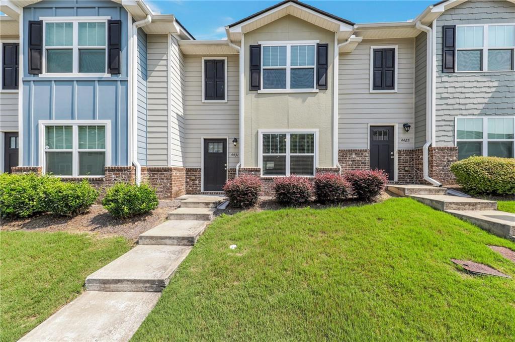 4431 Pinscher Street Property Photo 1