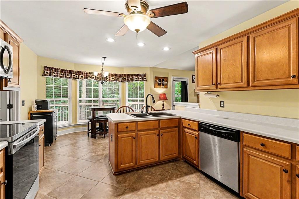 390 Cotton Tail Drive Property Photo 11