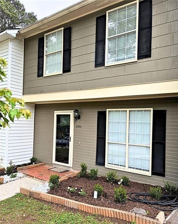 8564 Jamestown Way Property Photo 2
