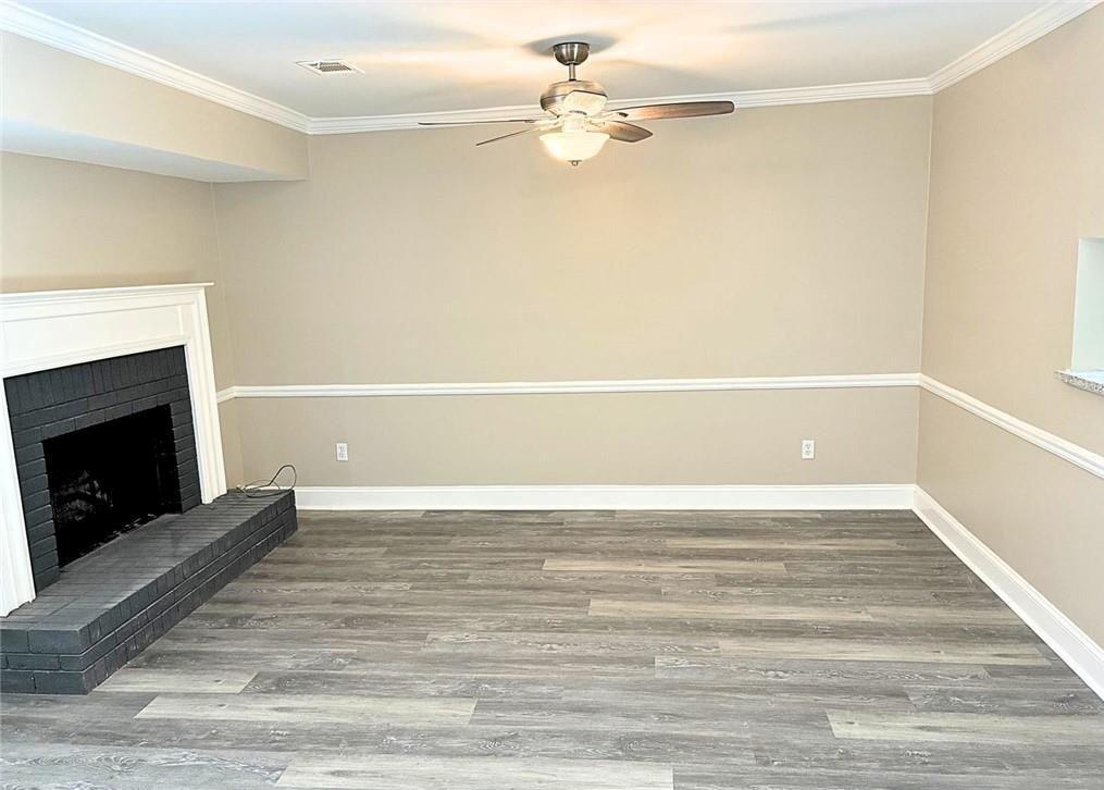 8564 Jamestown Way Property Photo 4