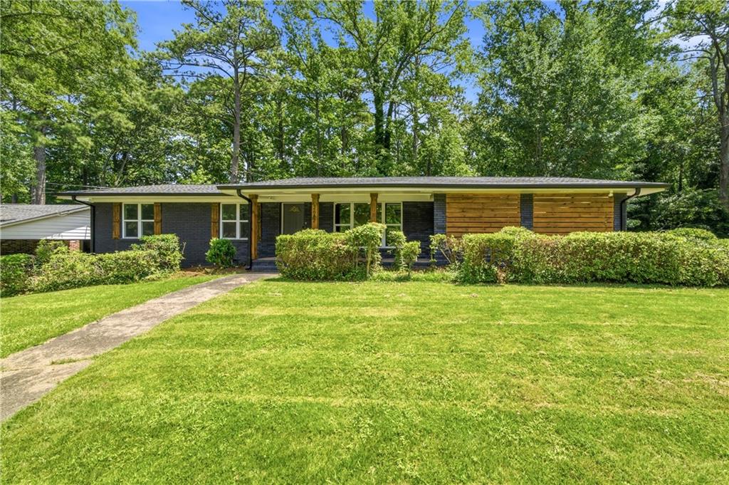 2682 Westchester Drive Property Photo 1