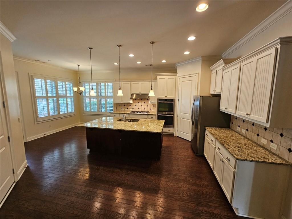 2104 Mcfarlin Lane Property Photo 2