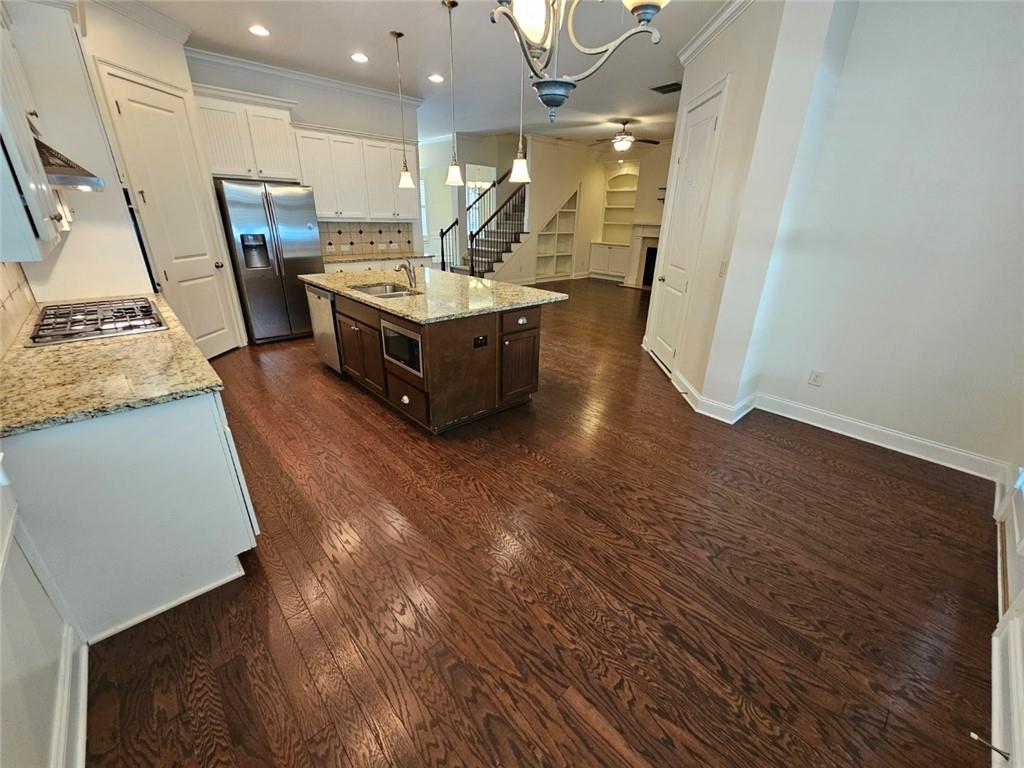 2104 Mcfarlin Lane Property Photo 4