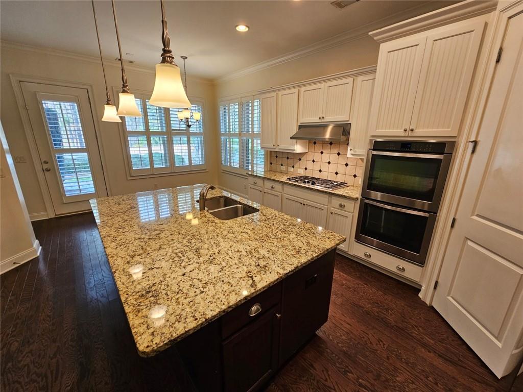 2104 Mcfarlin Lane Property Photo 6