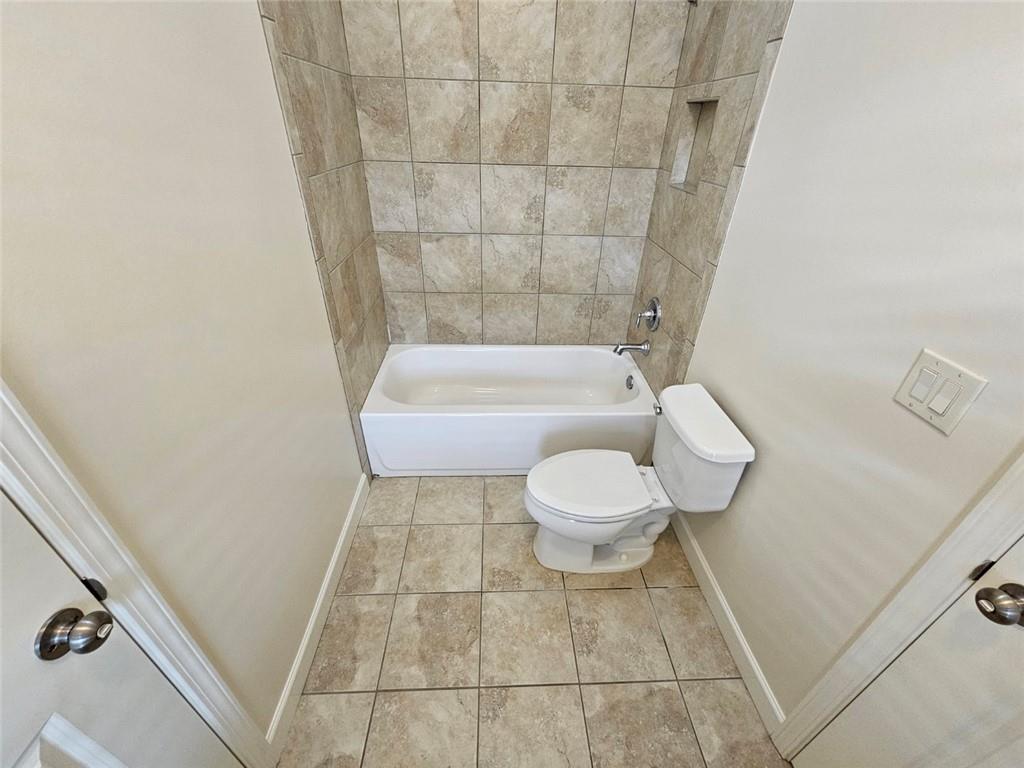 2104 Mcfarlin Lane Property Photo 28