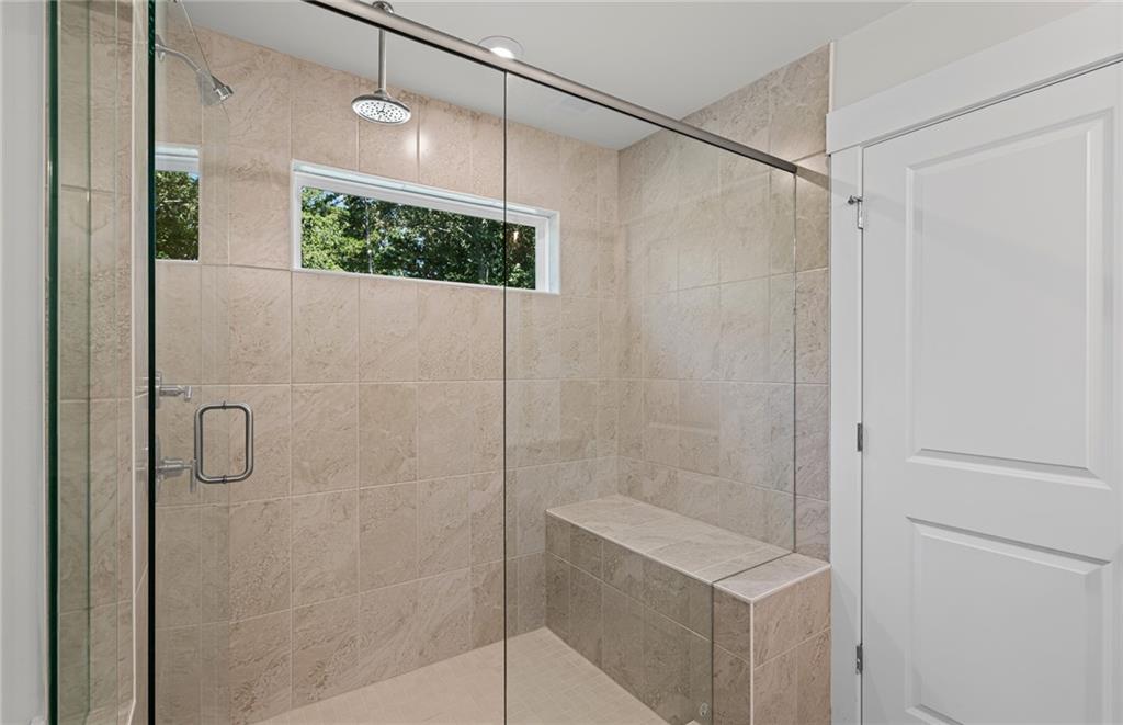 1606 Waterchase Drive Property Photo 30