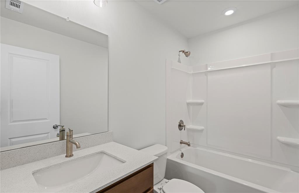 1606 Waterchase Drive Property Photo 35