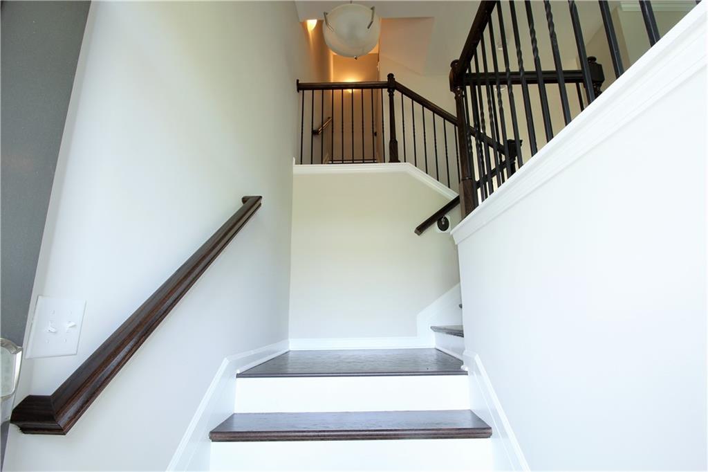 271 Northaven Avenue Property Photo 2