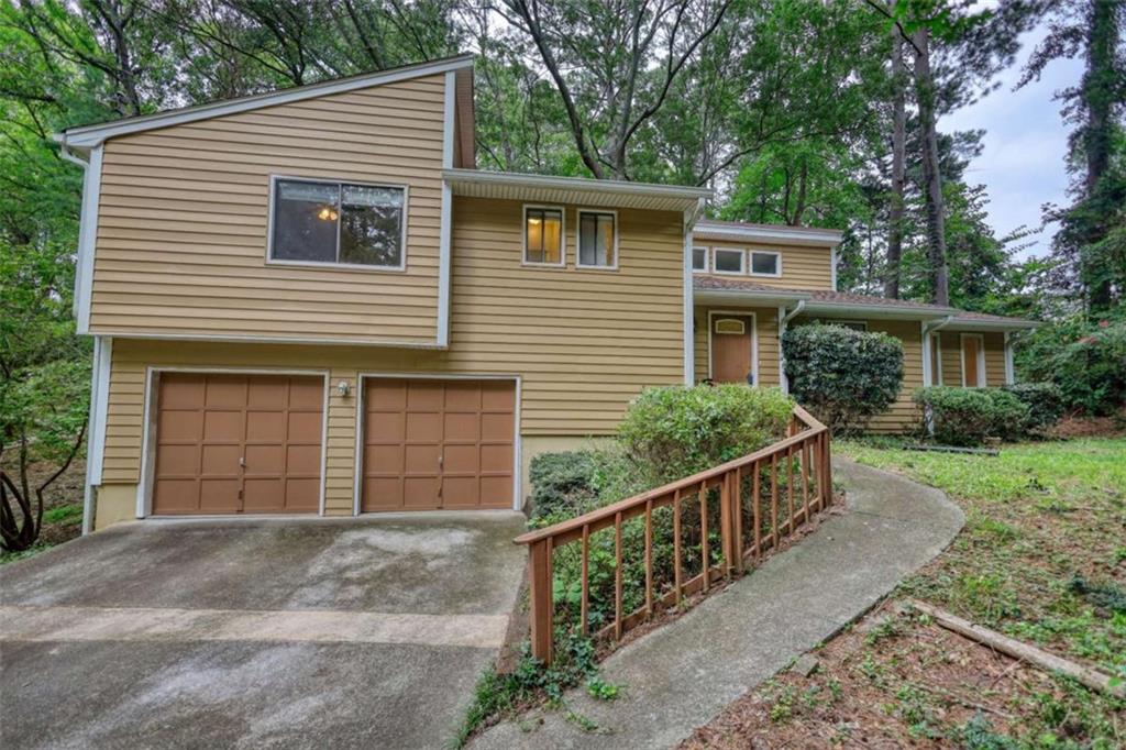 2780 Westminister Lane Property Photo 1