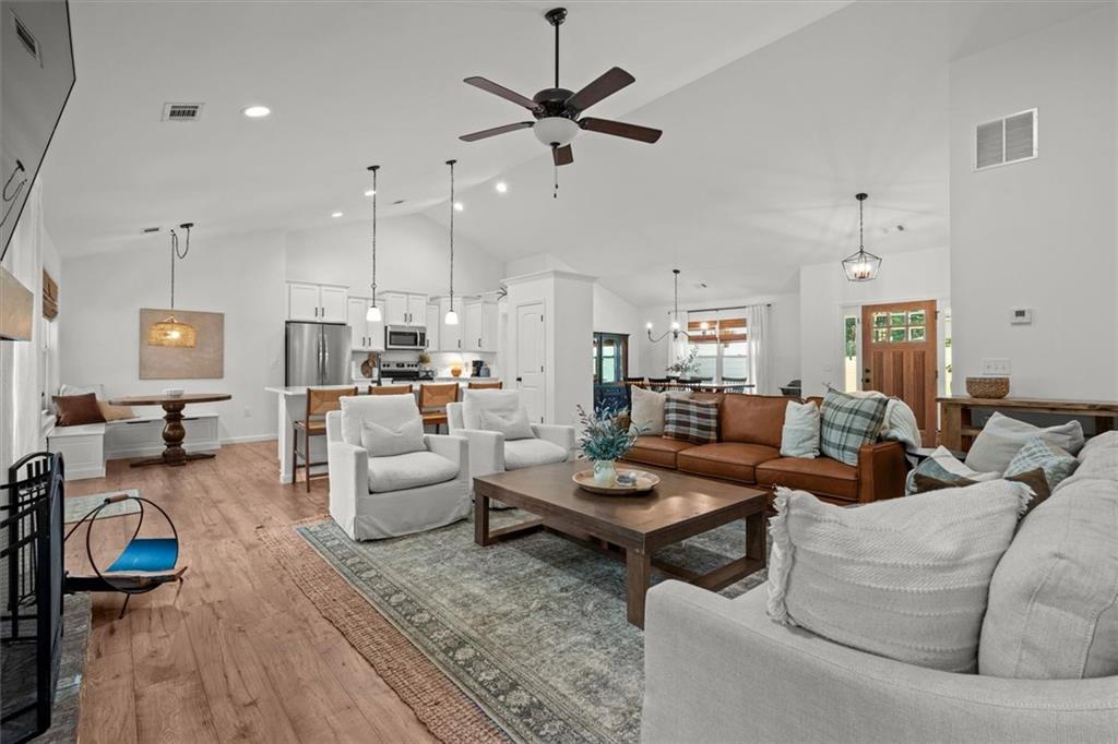 167 Lawrence Drive Property Photo 3