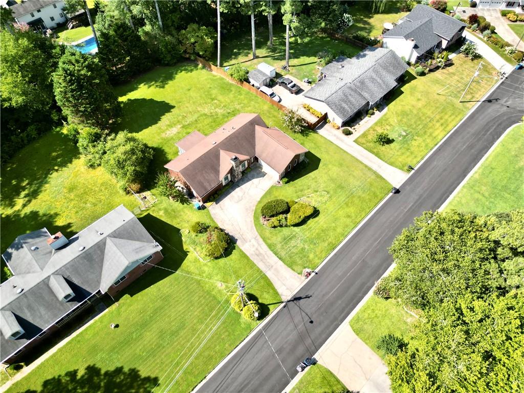 1166 Lakeridge Court Property Photo 4