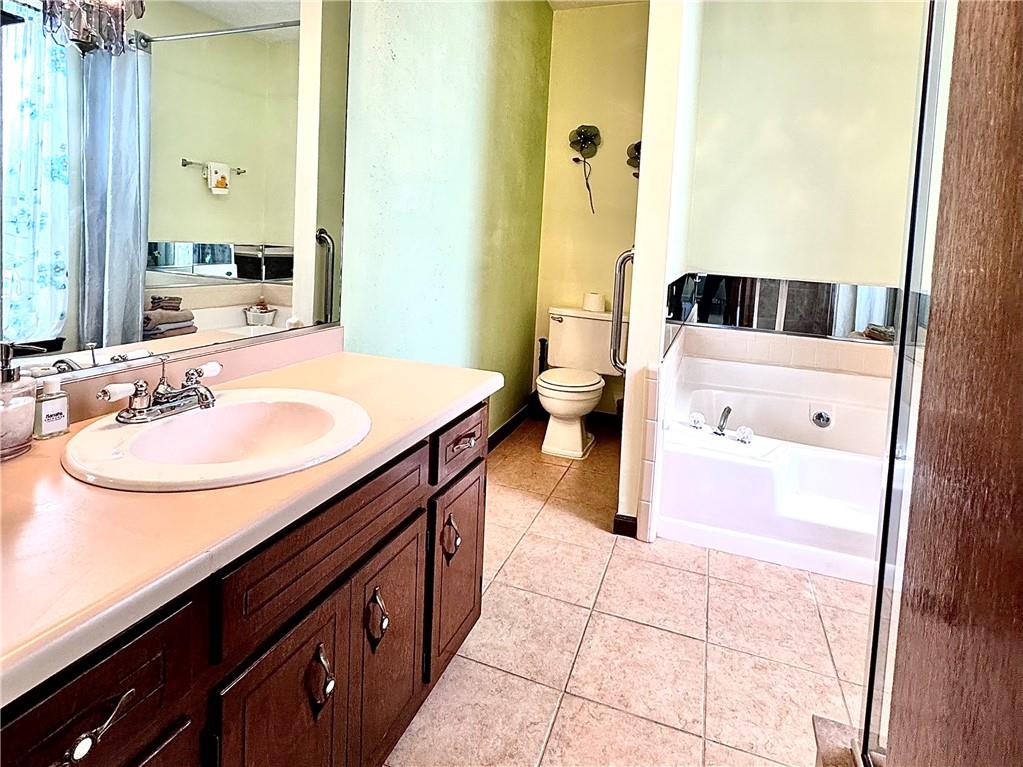 1166 Lakeridge Court Property Photo 9