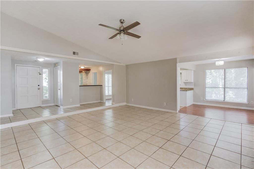 900 Pawnee Place Property Photo 5