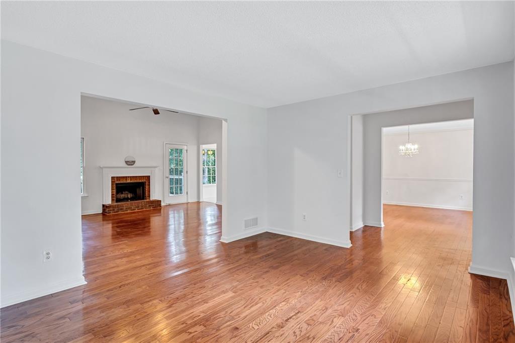 87 Alice Way Property Photo 6