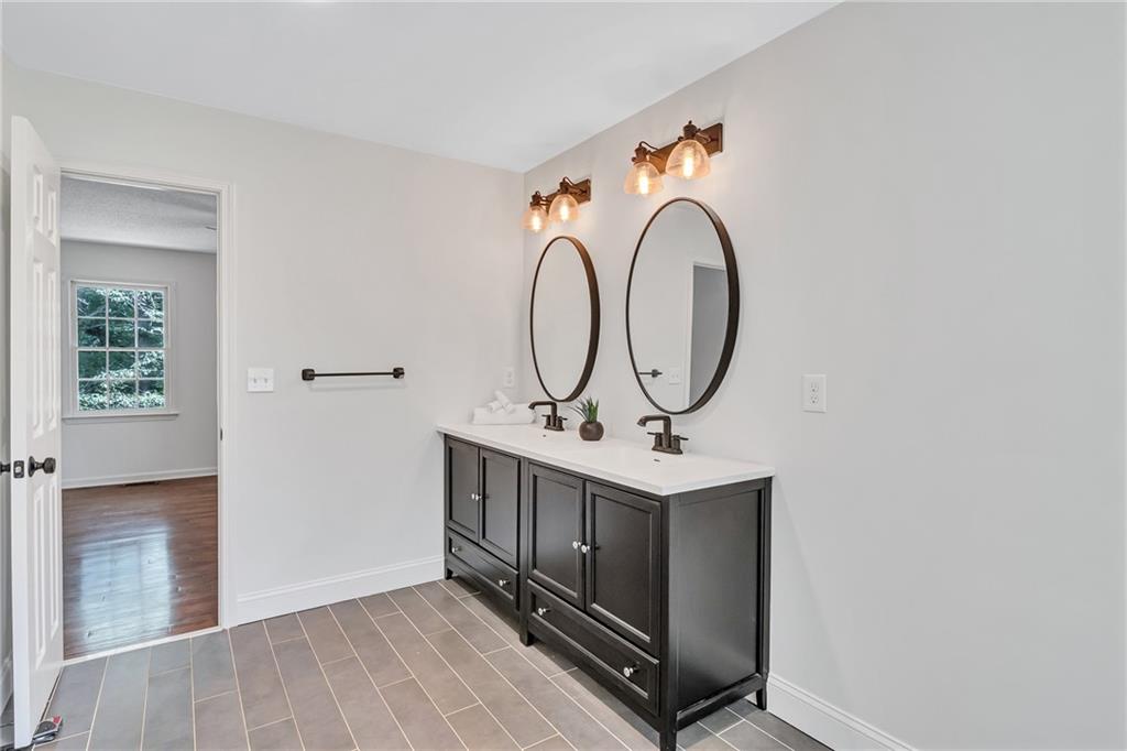87 Alice Way Property Photo 23