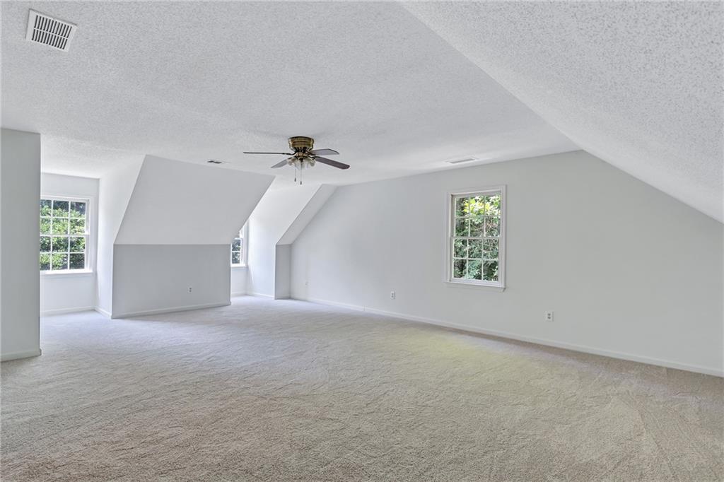 87 Alice Way Property Photo 29