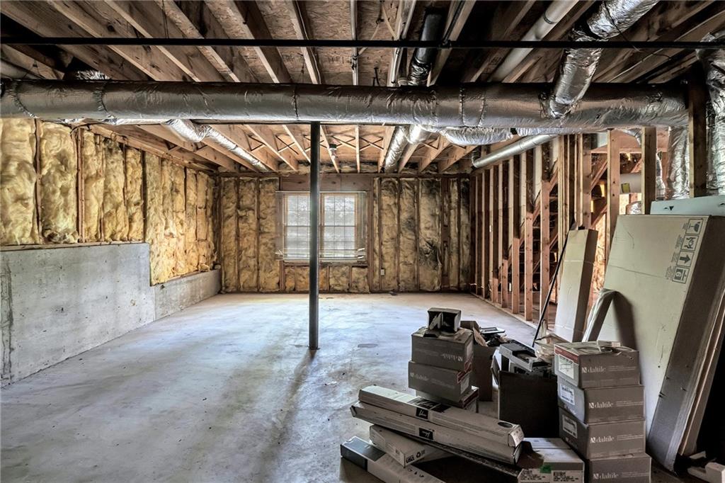 87 Alice Way Property Photo 42