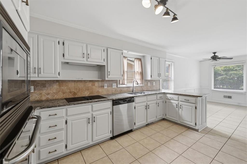 1826 Hermitage Place Property Photo 12