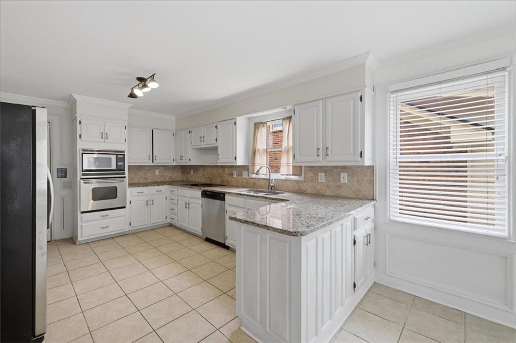 1826 Hermitage Place Property Photo 13