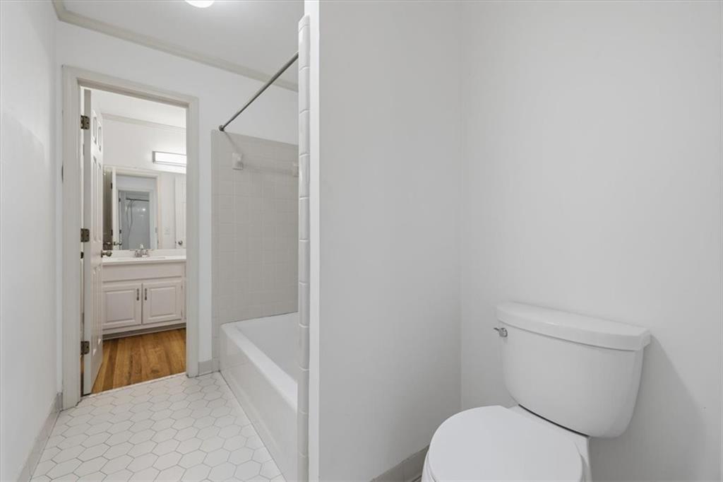 1826 Hermitage Place Property Photo 31