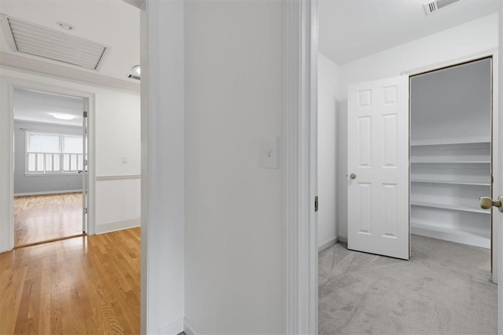 1826 Hermitage Place Property Photo 36
