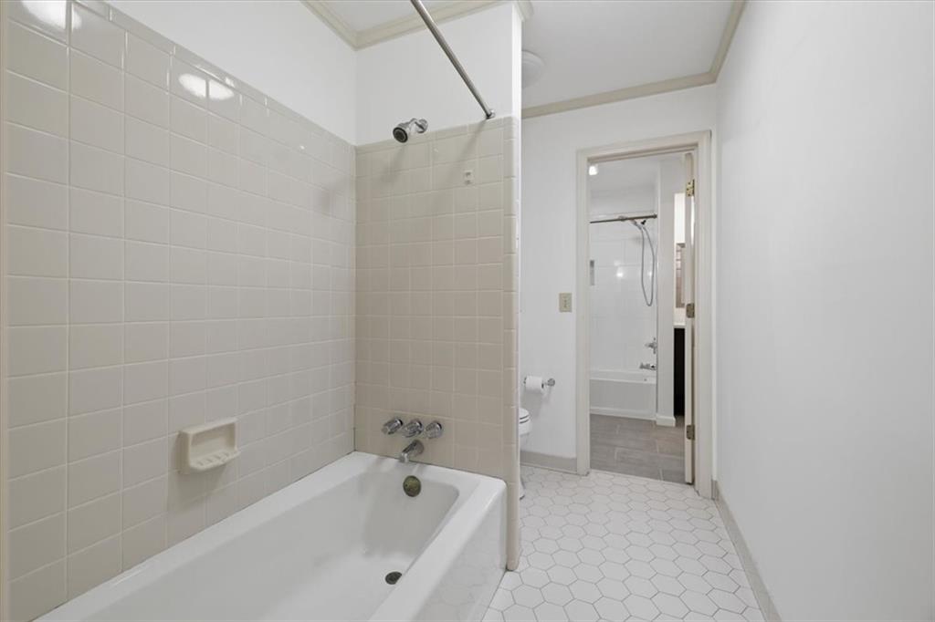 1826 Hermitage Place Property Photo 39