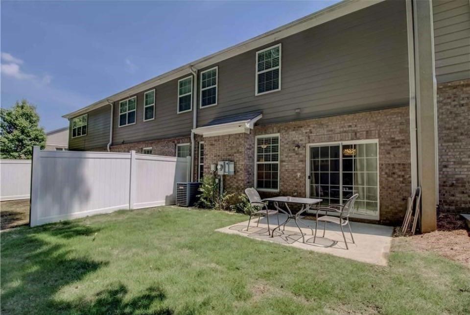 3232 Brockenhurst Drive Property Photo 23