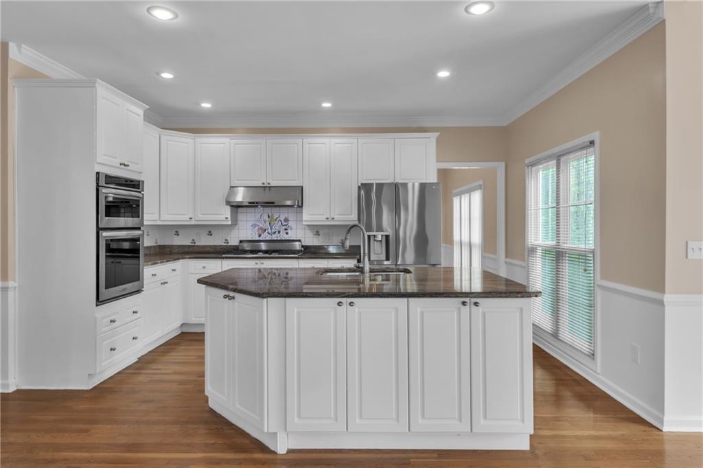 915 Chipley Court Property Photo 8