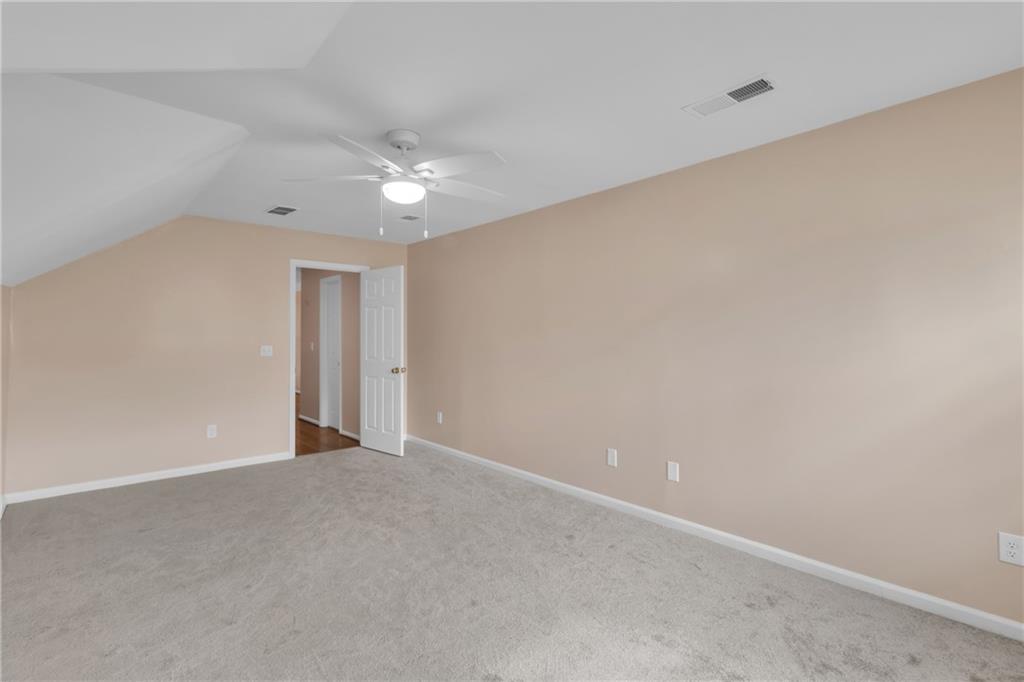 915 Chipley Court Property Photo 23