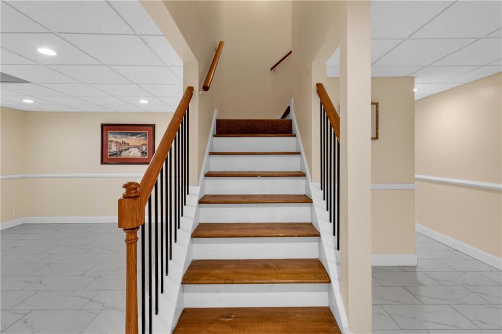 915 Chipley Court Property Photo 26
