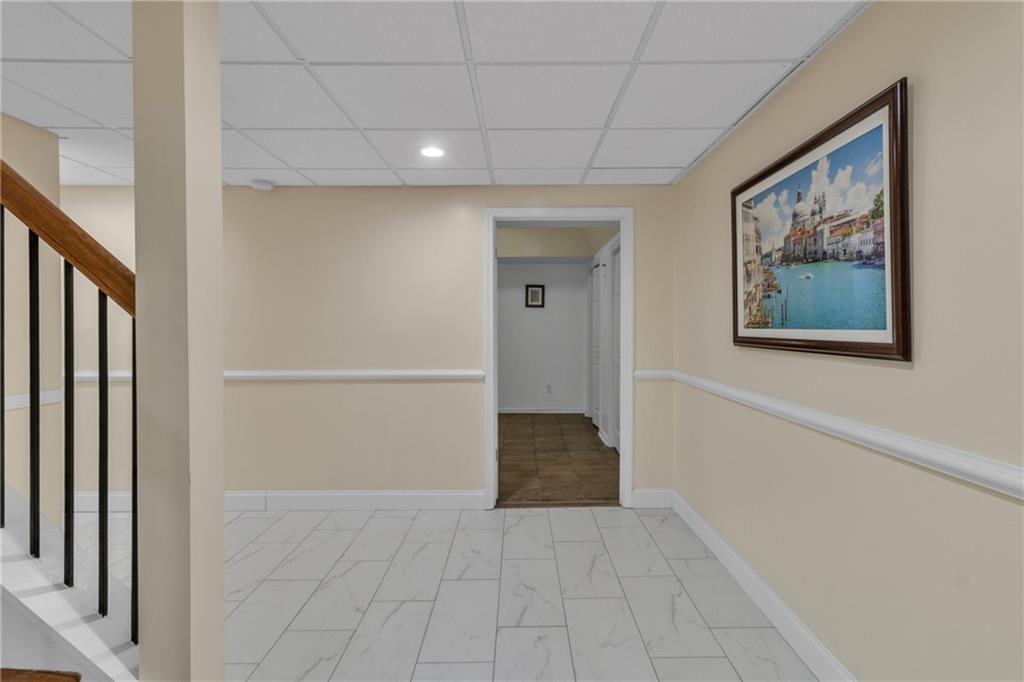 915 Chipley Court Property Photo 27